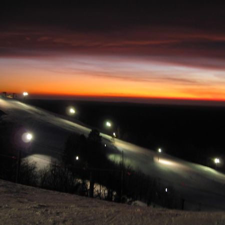 Caberfae Peaks Ski & Golf Resort Harrietta Buitenkant foto
